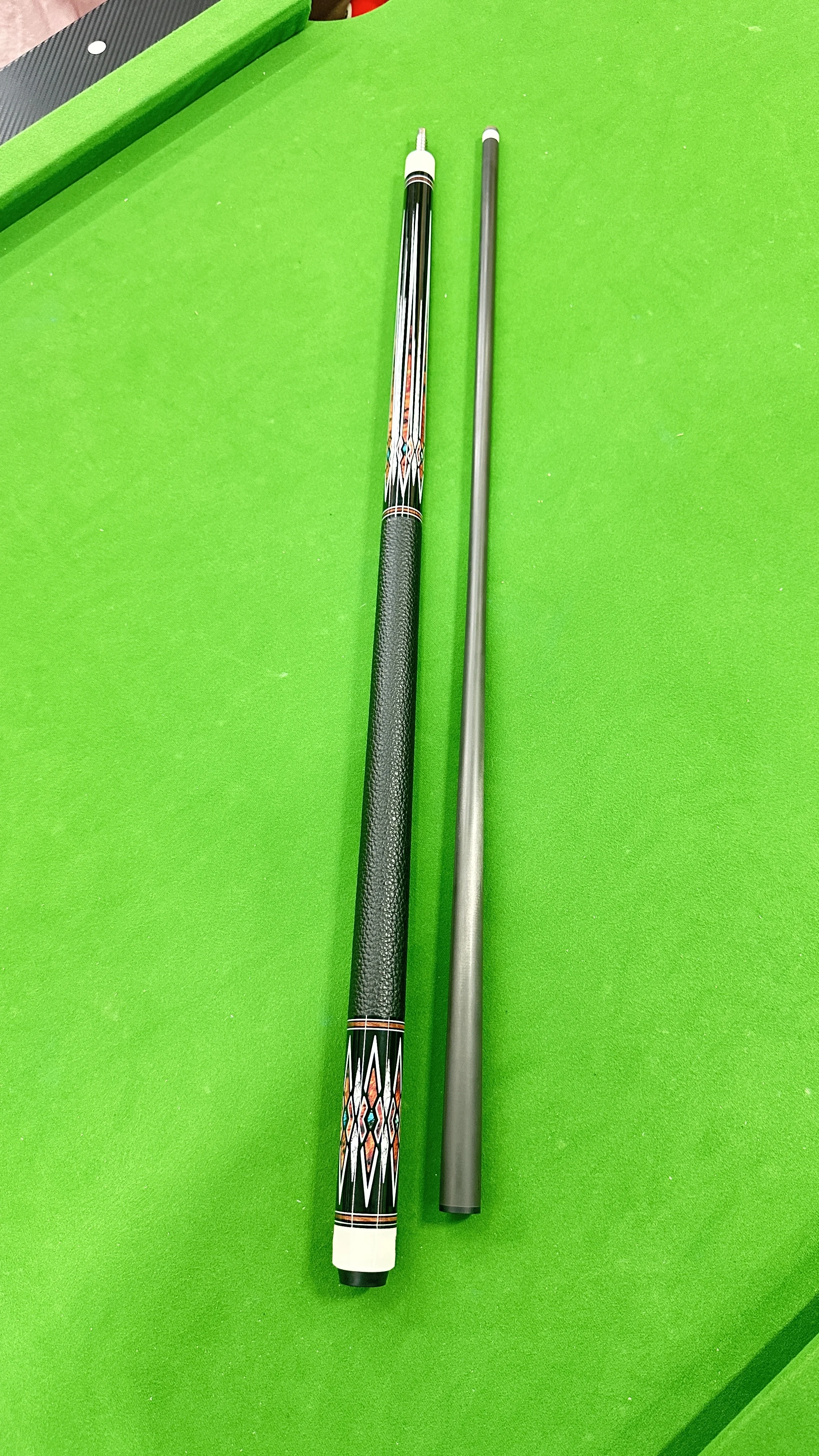 Factory hot sale pool cue with carbon fiber shaft billiard cue 12.5mm 1/2 billiard stick Cue factory China Manufacturer