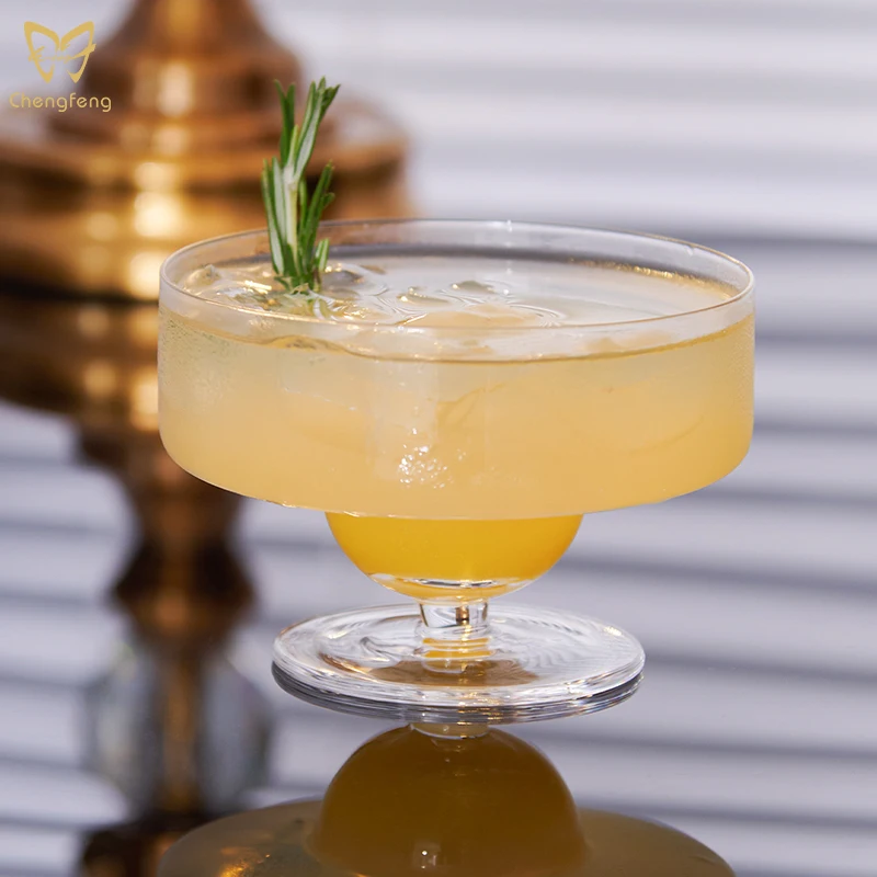 Creative Thin Cocktail Glass Short Stem Margarita Glass Wide Mouth Cocktail Glass For Bar