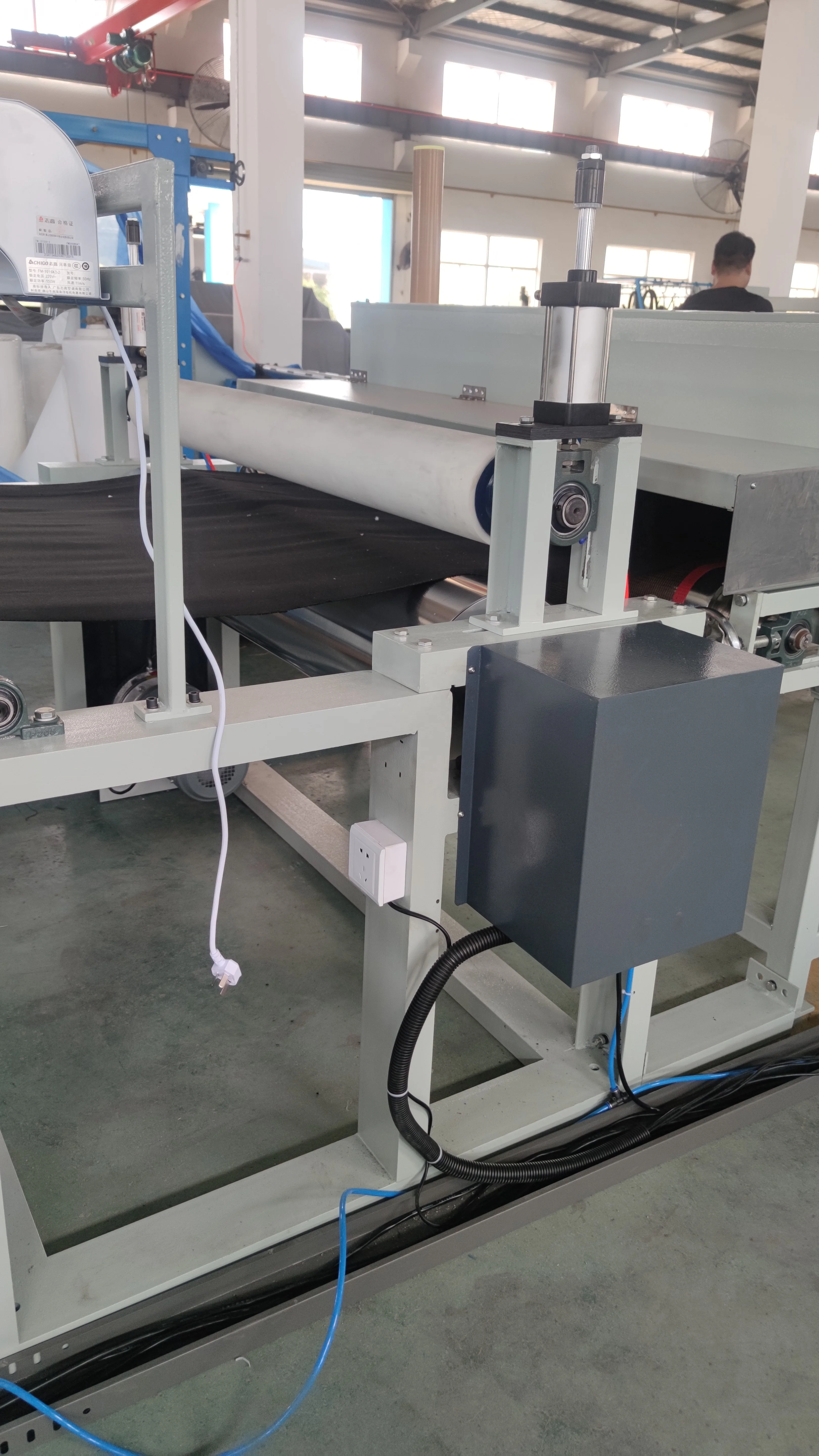 XIE HE hot melt powder cloth laminating machine
