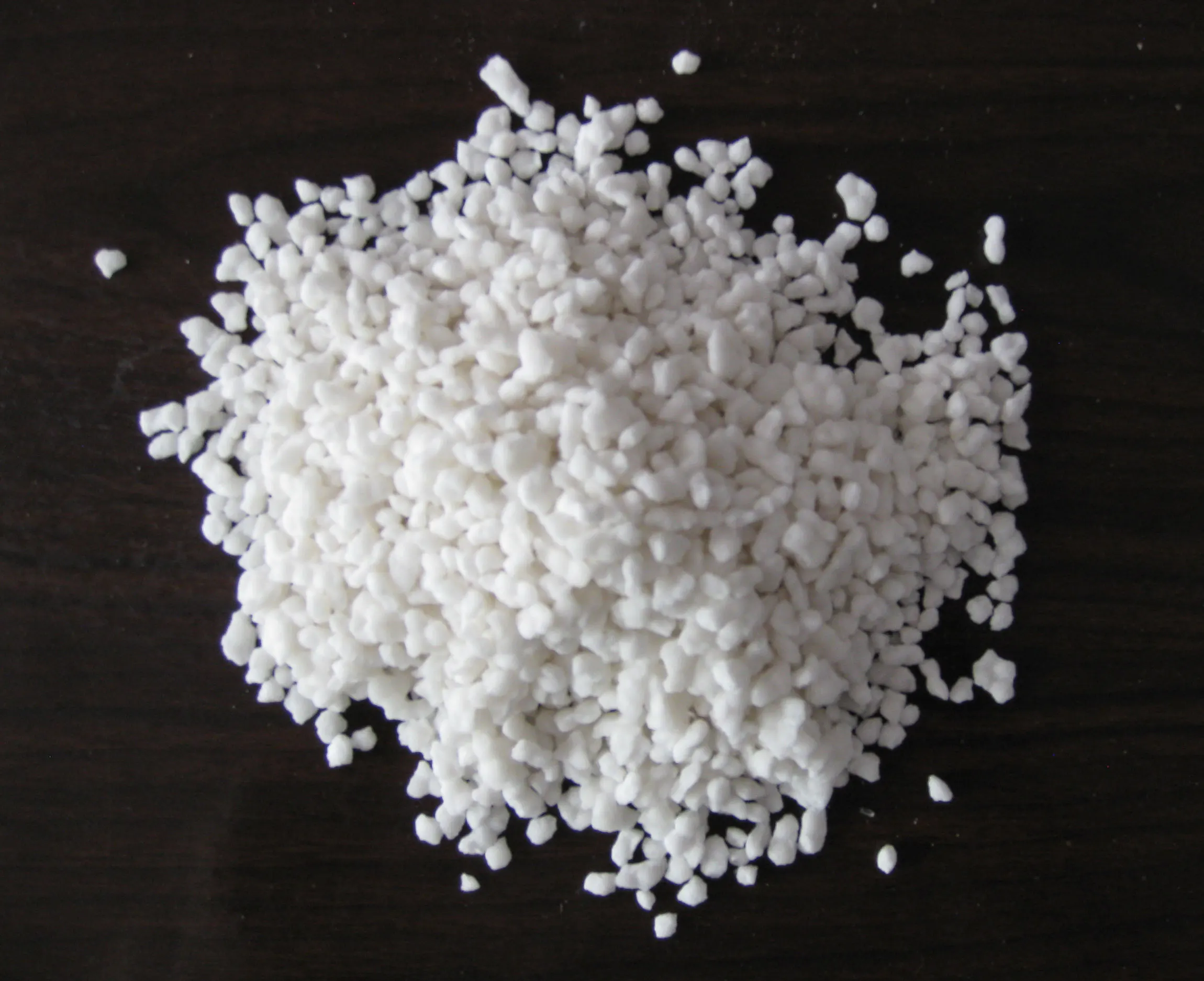 Buy Industrial Grade Sea Salt 74%- 96% Calcium Chloride Snow Melt Agent