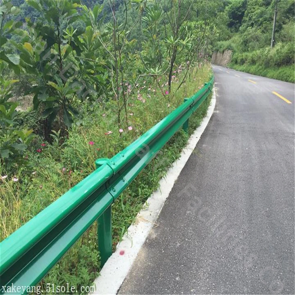 High Quality Hot Dipped Galvanized W-Beam Highway Guardrail Thickness 2.67mm