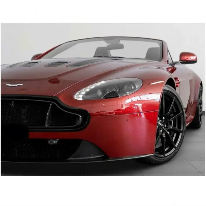 Отлично использованный Aston Martin V12 Vantage доступен для доставки