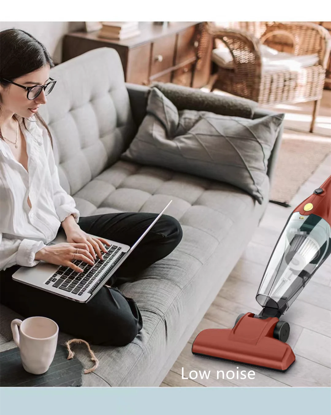 Hot Selling Handheld Vacuum Cleaner Three-Stage Filtration Dry Functions Bagless Stick Vacuums Cyclone Type Brushless Motor