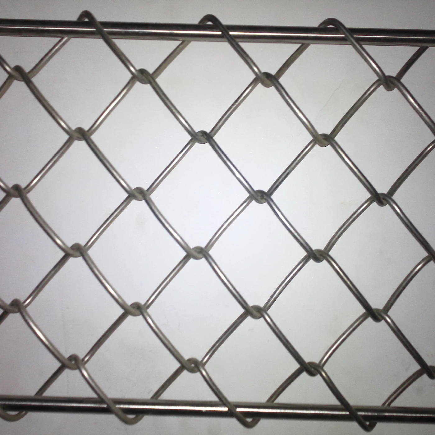 Wholesale 6ft Discount Black Vinyl Pvc Coated Chain Link Fence Weight/Chain Link Fencing For Golf Course Barrier