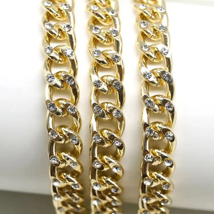 Plated Metal Jewelry Oval Shape Embossed Cable Chain For Necklaces Metal Gold chain trimming