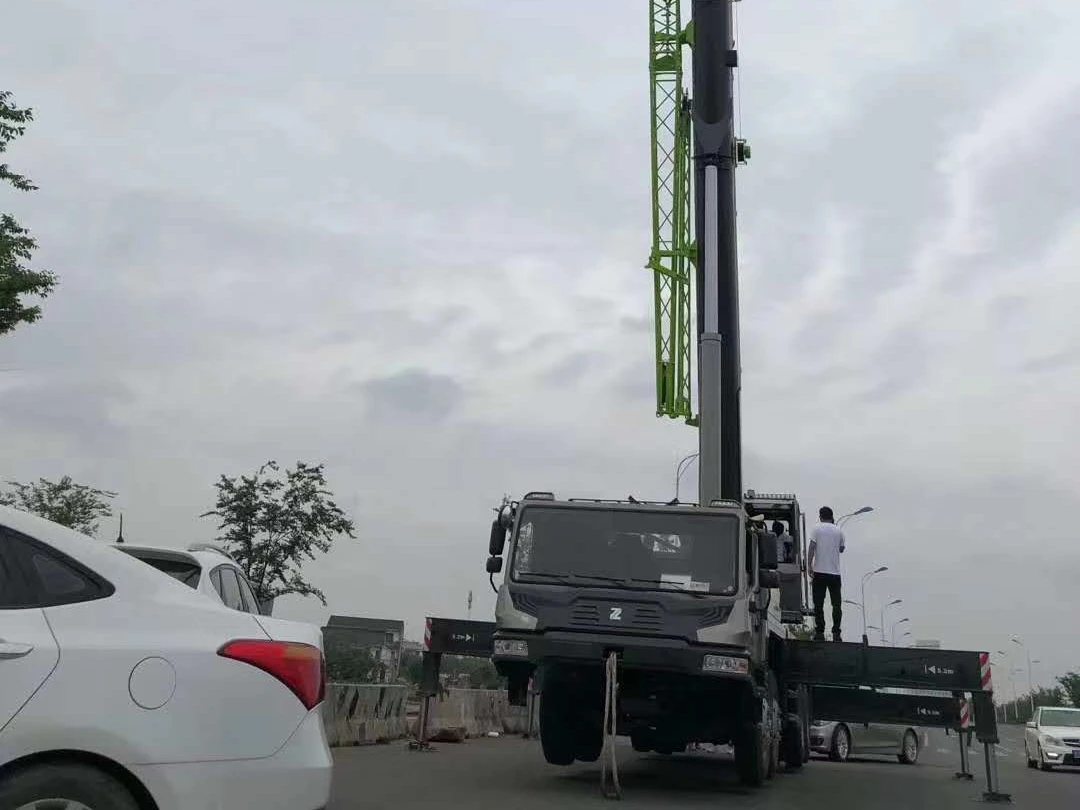 Малый б/у кран ZTC300V532 с запасными частями 30 тонн грузовиков цена на продажу в Австралии