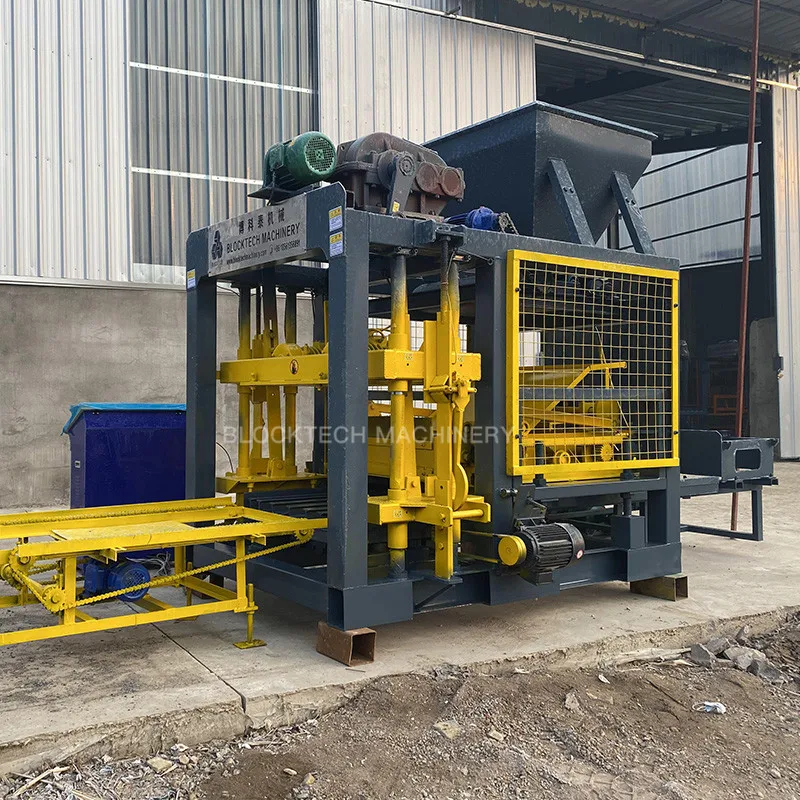QT4-25 The core technology research and development of homemade brick type baking-free brick machine