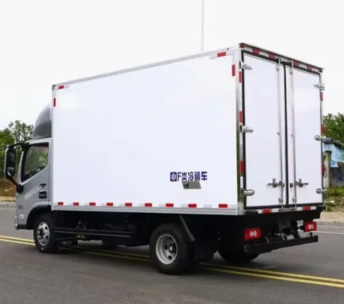 3-5ton Good Quality Ice Cream Milk Transportation Truck Refrigerator Truck