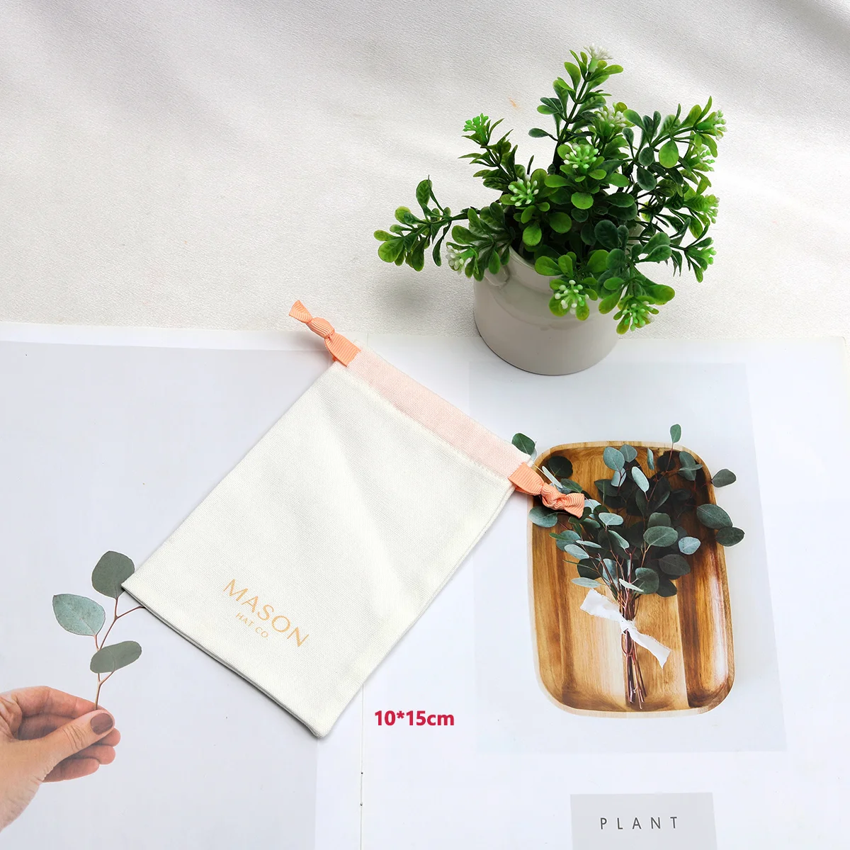 Wholesale Recyclable Custom Logo Printed Cotton Drawstring Bag for Secure Cosmetics Packaging Cotton Drawstring Pouch