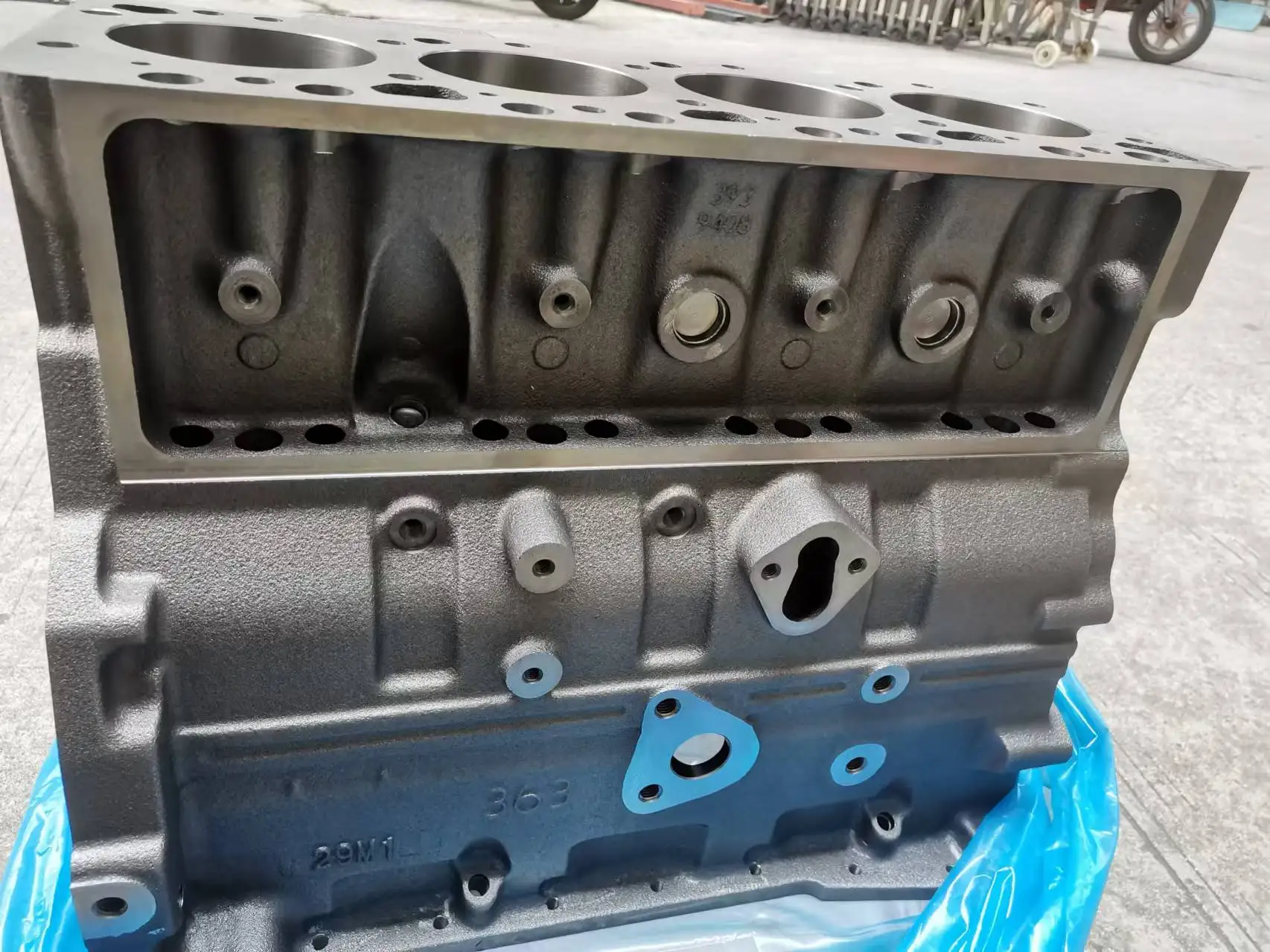 4D102 4BT 4BT3.9 Cylinder Block Assembly 6731-21-1010 3903920 S4D102 PC120-6 engine