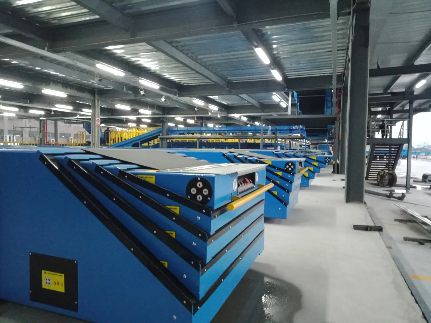 Фиксированный Телескопический конвейер 3 секции 12 метров ленточный ПВХ ПУ резина сталь транспортировка углеродистая