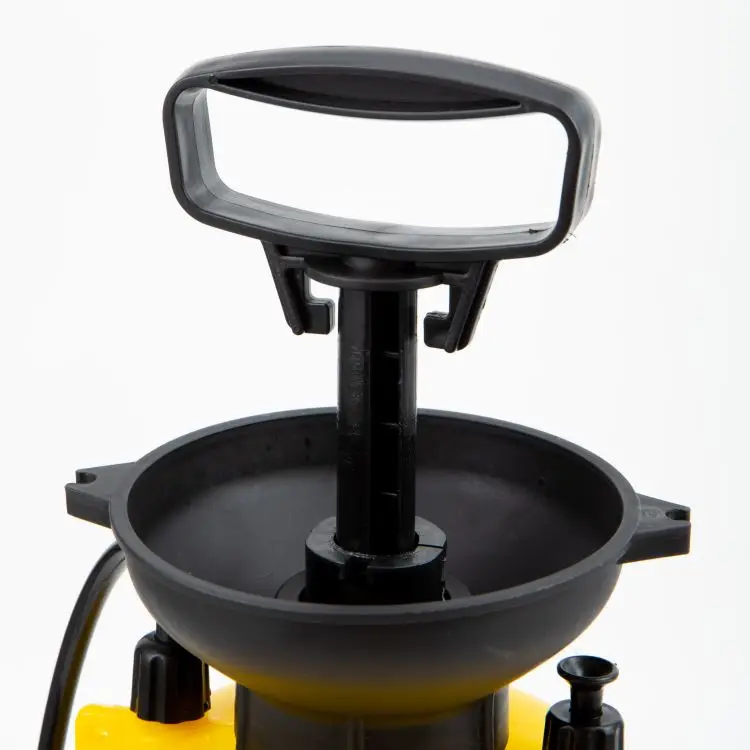 Hot Selling Agriculture Hand Spray Machine Plastic Air Pressure Sprayer