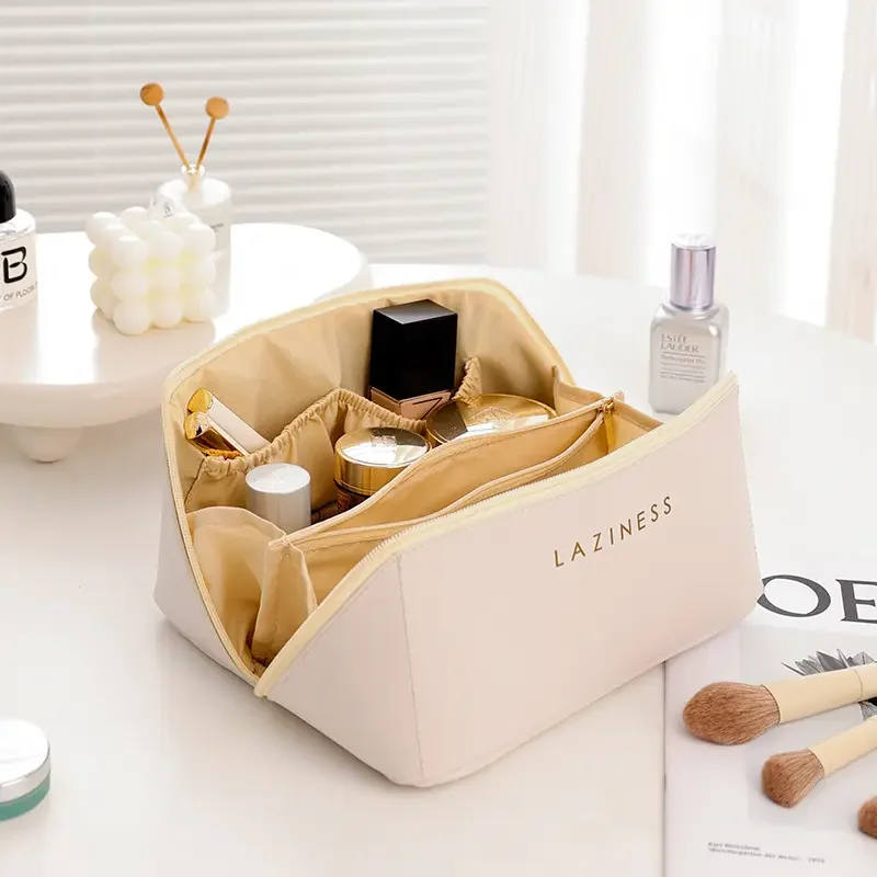 Hot sale Large Capacity Cosmetic Waterproof Portable Bag Waterproof Toiletry Travel Makeup Bag