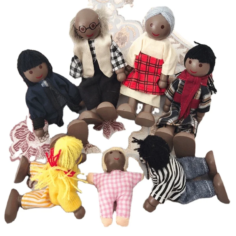 crafts Lovely design pretend play figures African dolls family 7-Piece  Wooden Doll Family for house toy