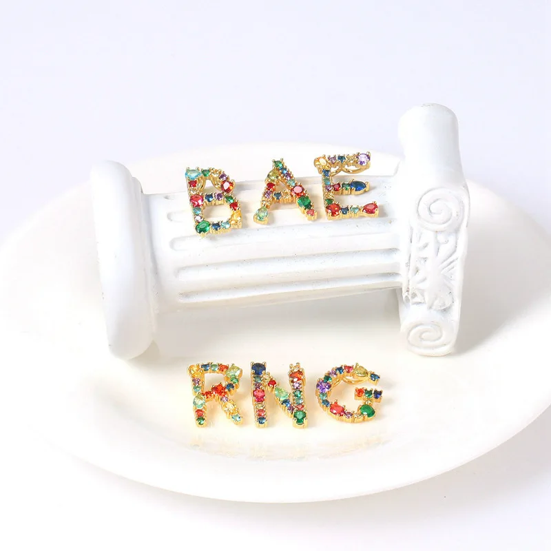 2020 hot selling colorful Rainbow 26 alphabet name letter pendant necklace, 26 letter crystal clavicle chain necklace for women/