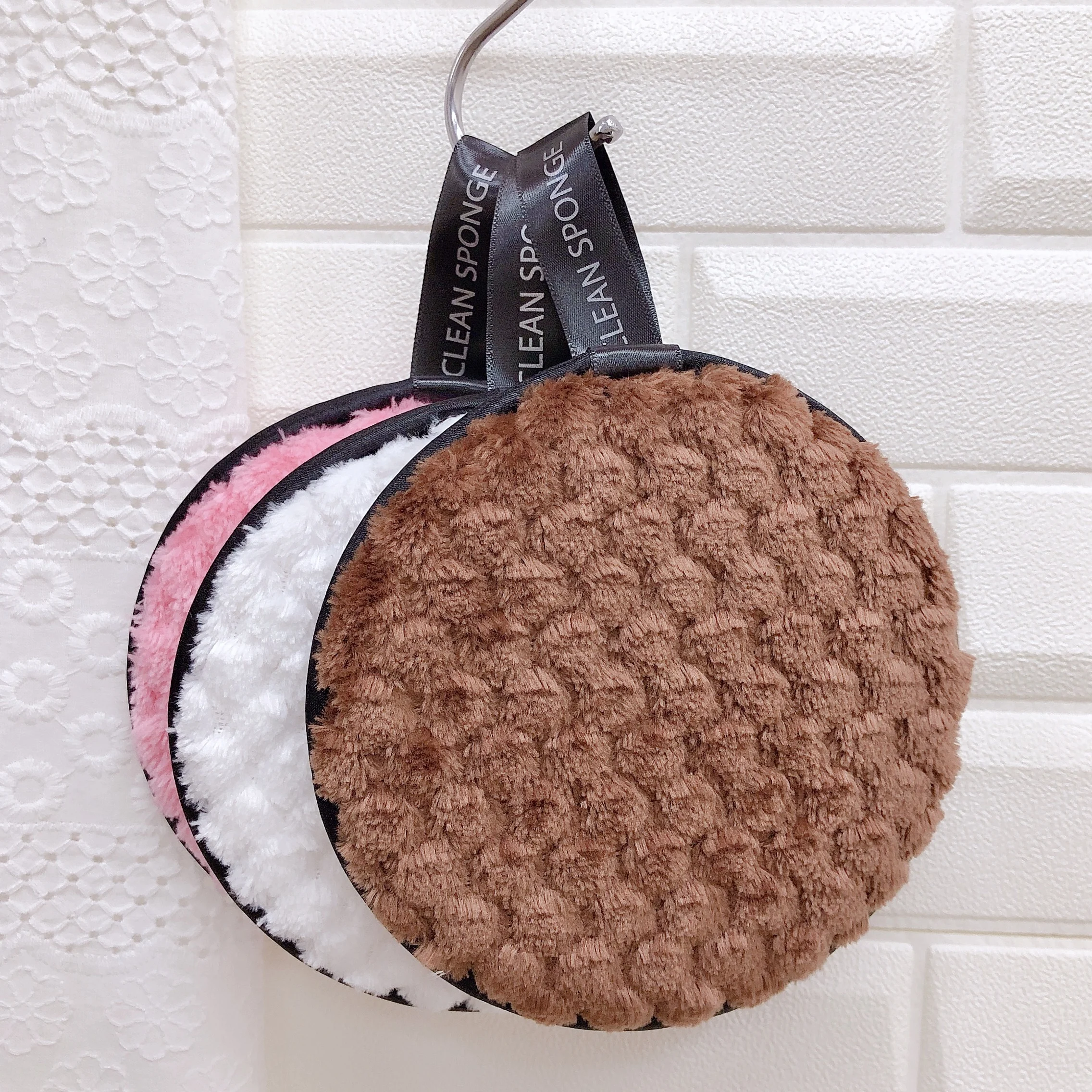 
All Purpose Reusable Pineapple Microfiber Make Up Cleansing Washable Removing Pads 