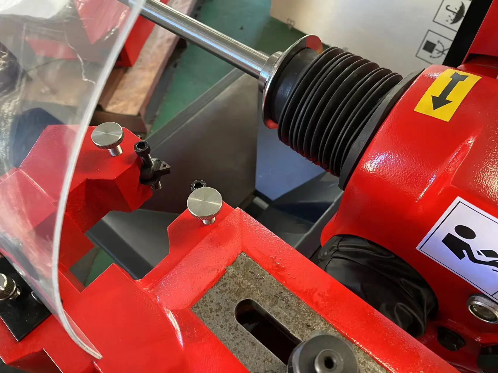 C9350C Car Brake Disc Lathe Machine Vertical brake drum and disc lathe polishing machine