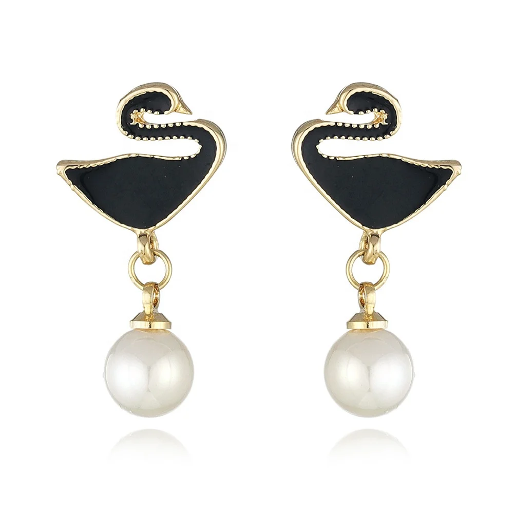 
European Fashion Temperament Compact Black Swan Pearl Pendant Earrings Geometric Personality Simple Custom Jewelry Gift 