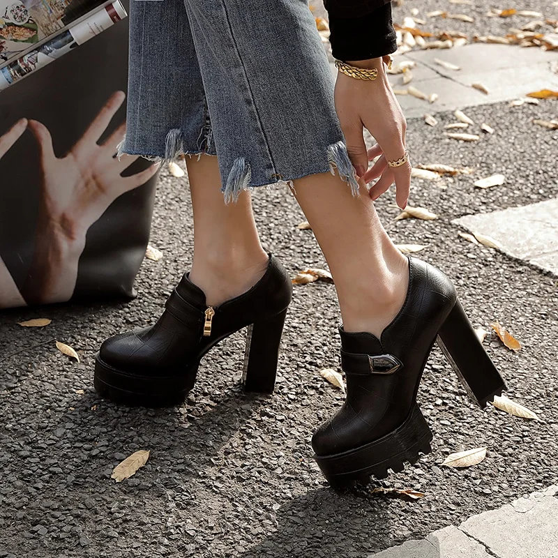 
Женские Водонепроницаемые кожаные туфли на высокой платформе 