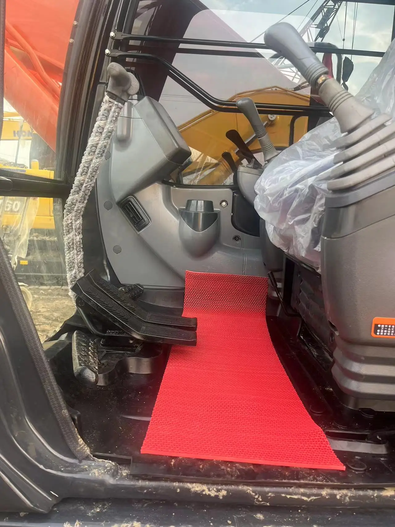 used original japan Hitachi ZX200-3g excavator