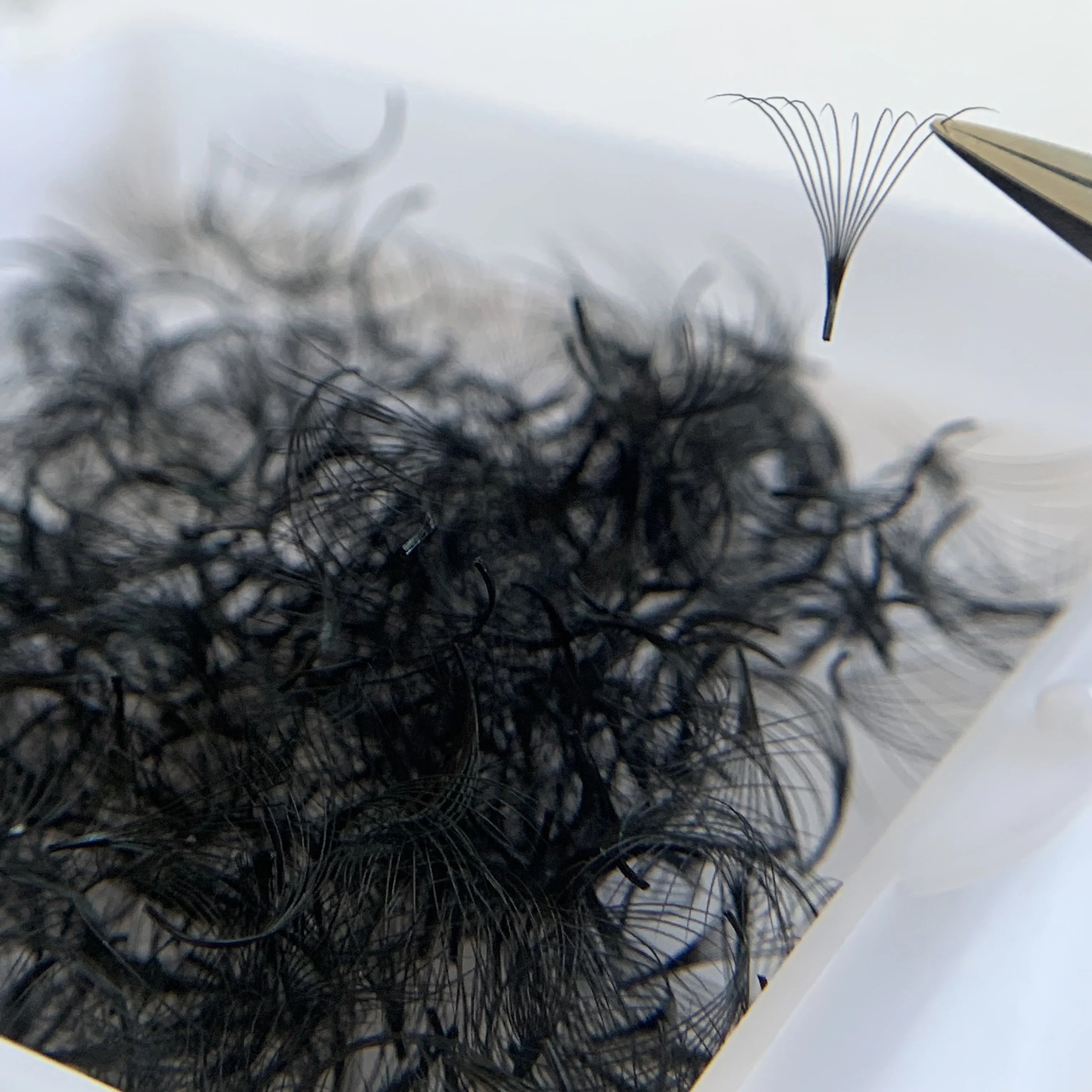 Handmade Loose Promade Lash Fans 3D 4D 5D 6D 7D 8D 9D 10D 12D 14D 16D Premade loose Fans mega volume lashes extensions