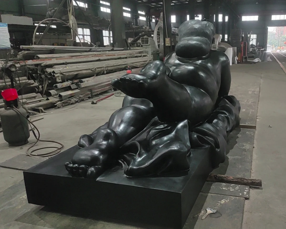 Customized Fernando Bote art figure life size statue landscape display urban public exhibition artwork bronze fat human statue