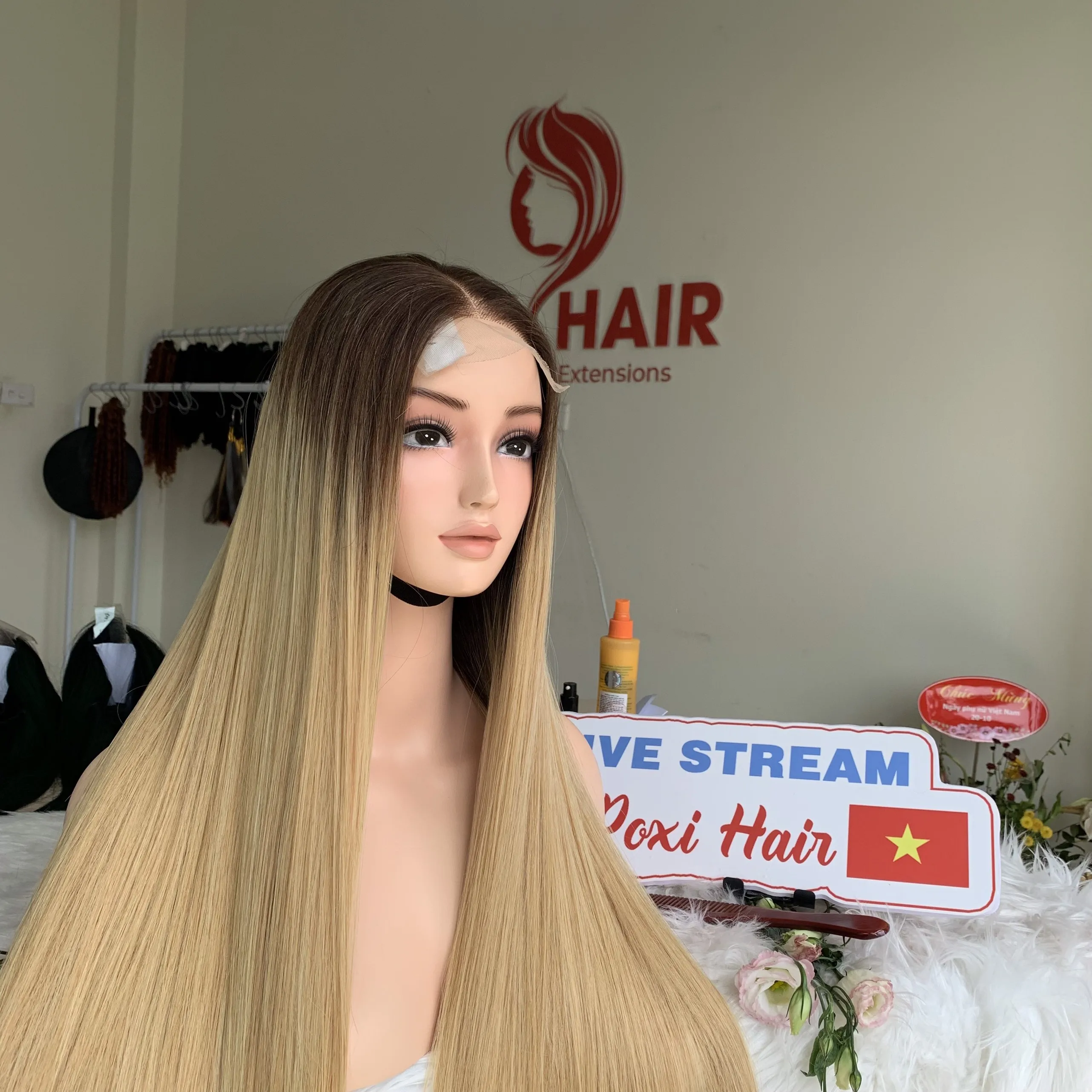 Ombre Blonde Color Bone Straight Wig Weft Hair Extensions human hair wigs 100% Human Hair Vendors Made In Vietnam