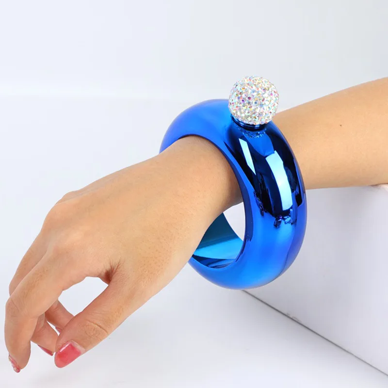 
new style 3.5 oz Colorful Bracelet Shaped Stainless Steel Liquor Alcohol Flask Round Wine Bottle Hip Flask with diamond lid 