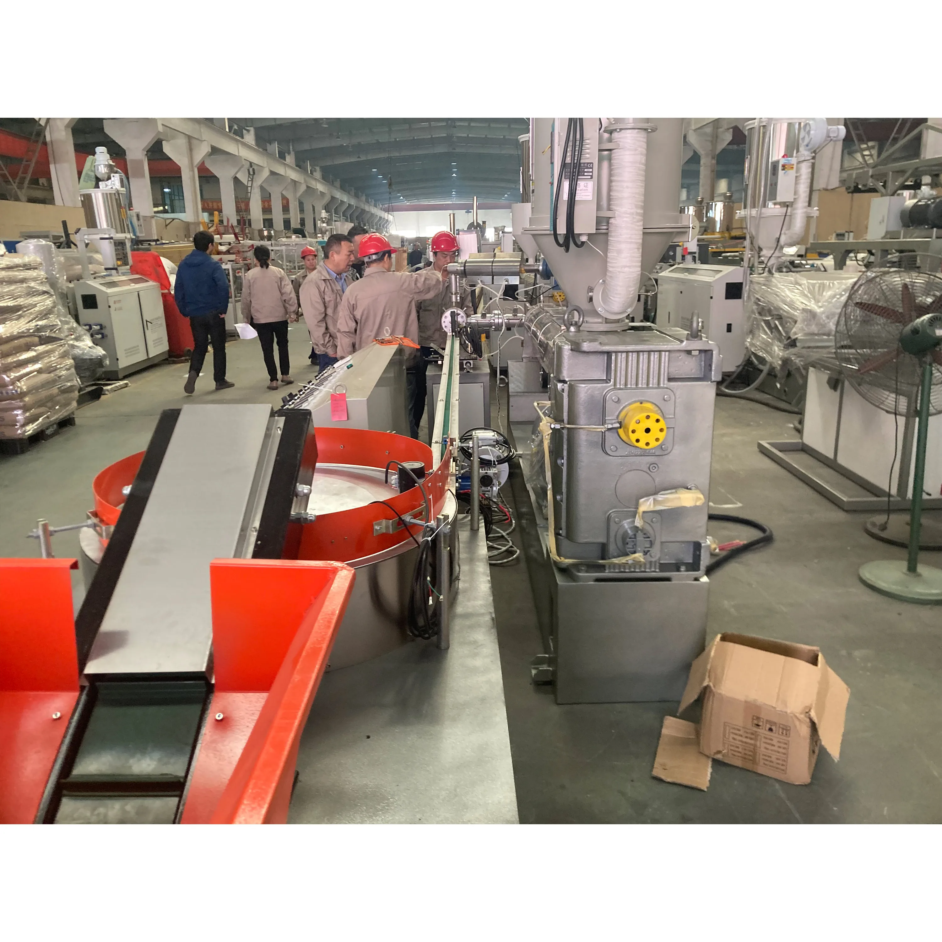 Farm Plastic In line Flat drip irrigation tape system irrigation hose pipe making machine