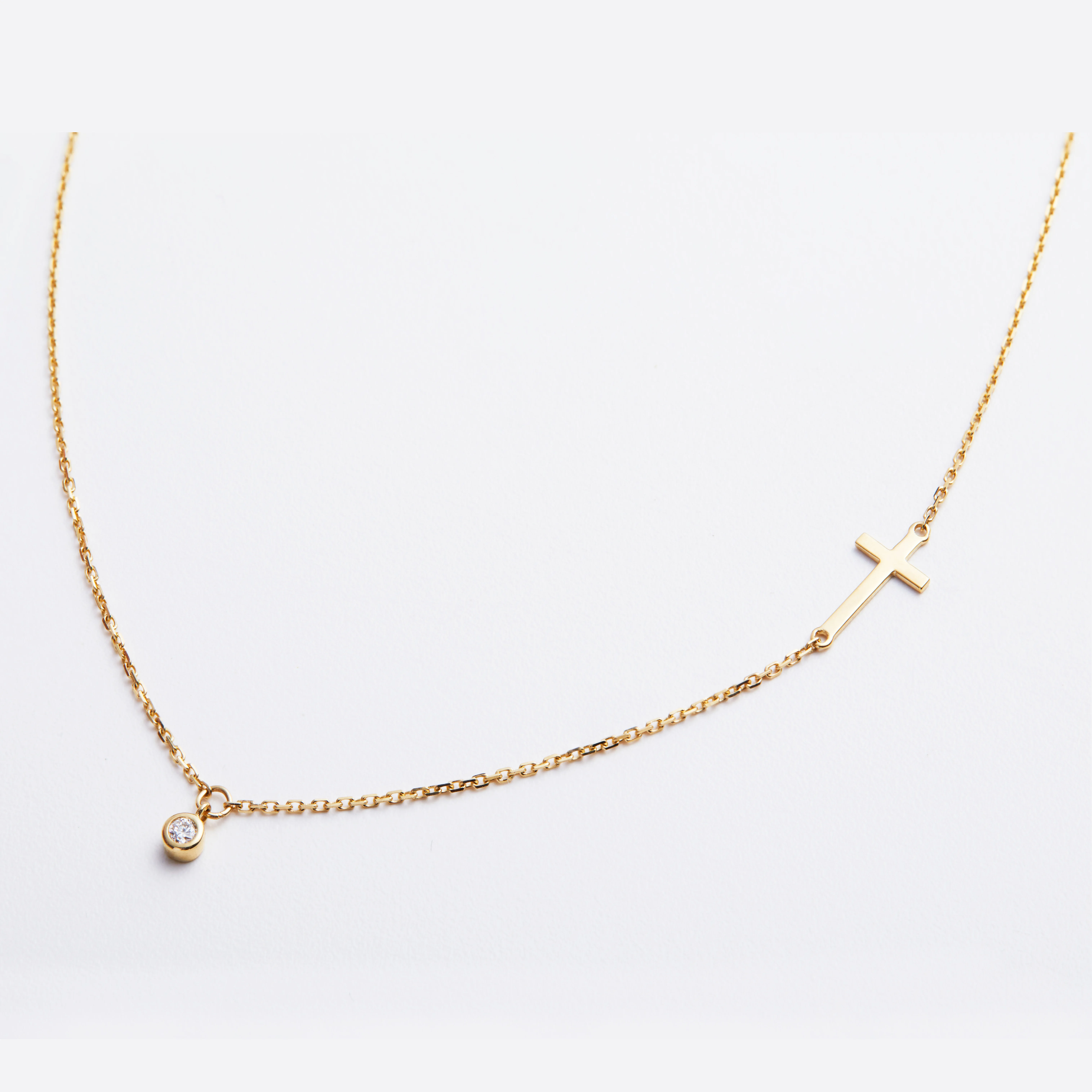 2021 Most Popular Solid 18k Gold Rolo Chain Layered Choke Real Diamond Cross Necklace with adjustable chain custom necklace