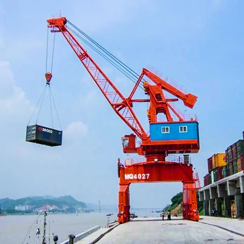 Customized 20-200 ton portal  electric level luffing crane for lifting heavy objects in shipyards and ports