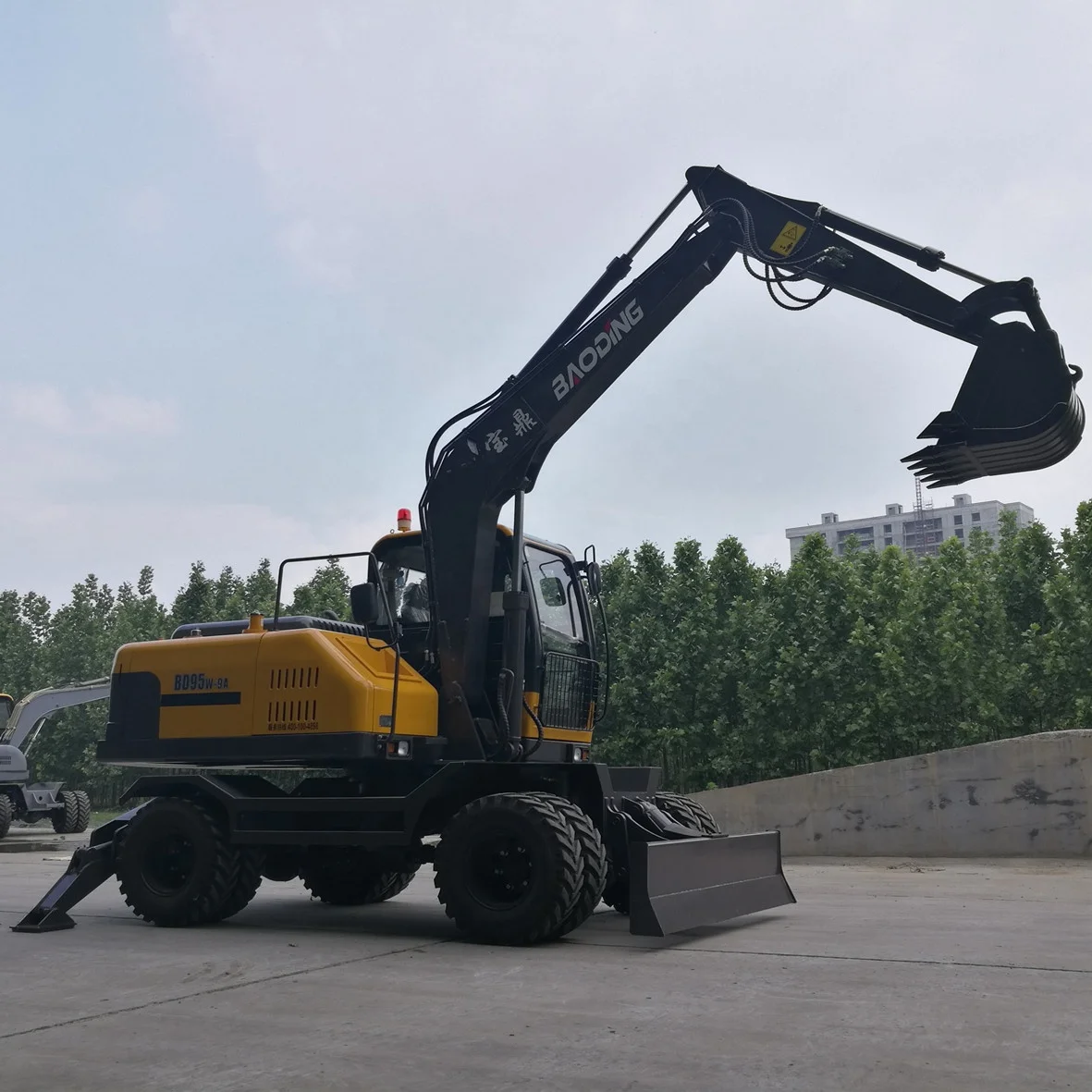 Digger 4 wheel drive 8 ton wheel excavator on digger BD95W