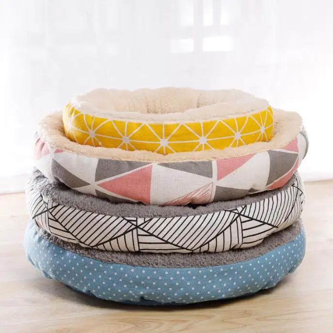 New Design Household Comfortable Soft Large Dogs Bed Pet Cat Sofa Bed Dog Cushion