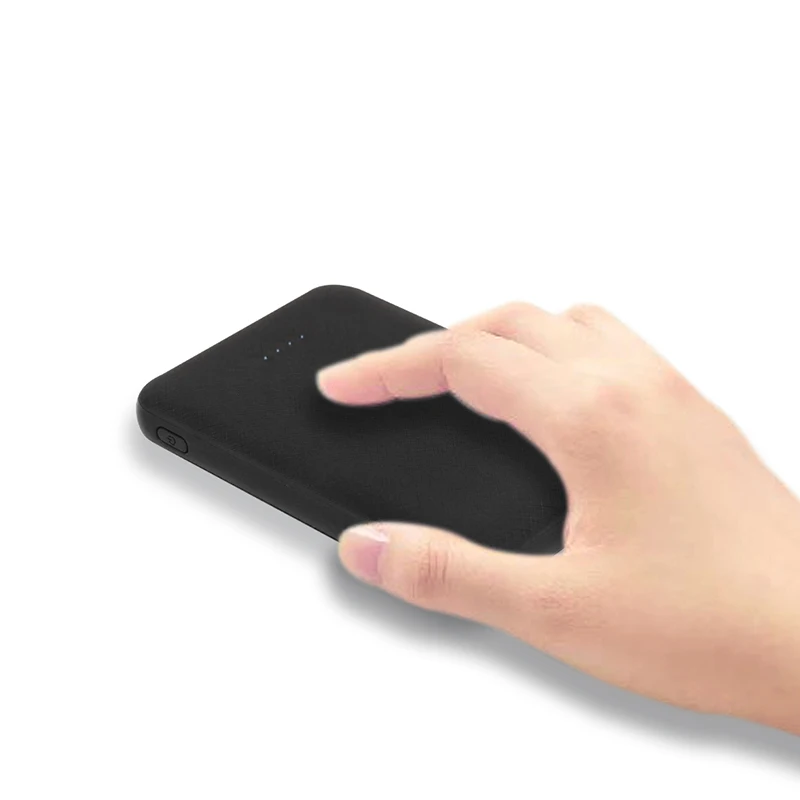 High End Portable Card Size Slim Mini Power Bank Oem Logo 5000mah Mobile Power Bank Black and White Fast Charging