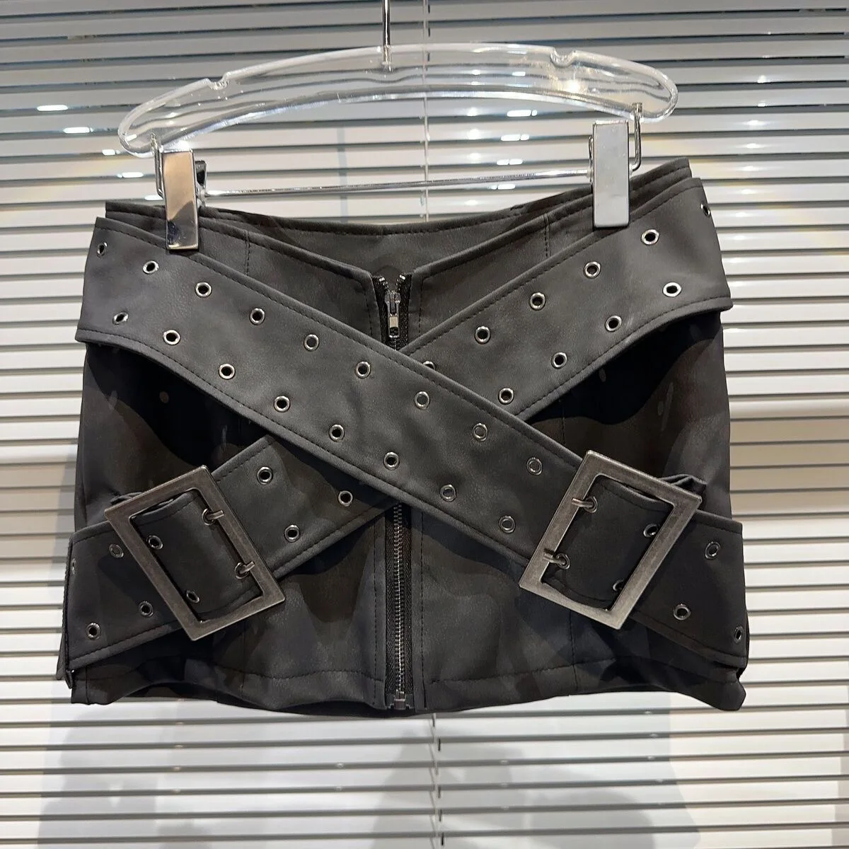 Girls 2024 Spring and Autumn New style fried street cross wide belt pu Leather fashion short skirt