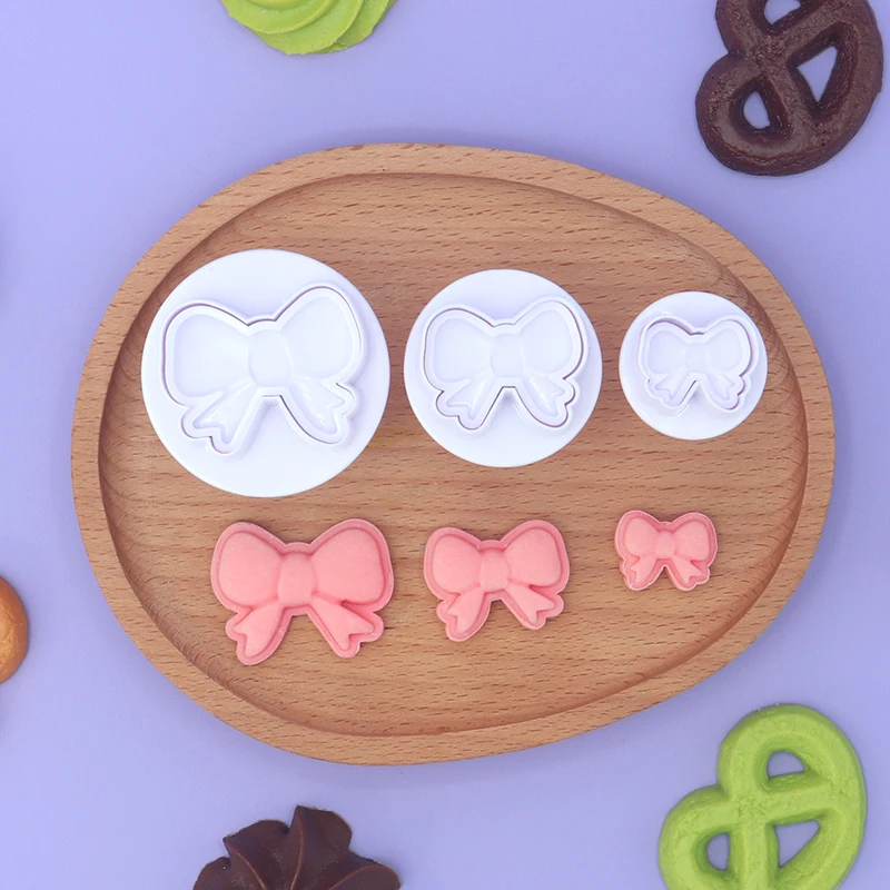 3pcs Mini Plastic Mold Bow-Tie Shape DIY Plunger Cutter Cookie Biscuit Cupcake Topper Mould for Baking