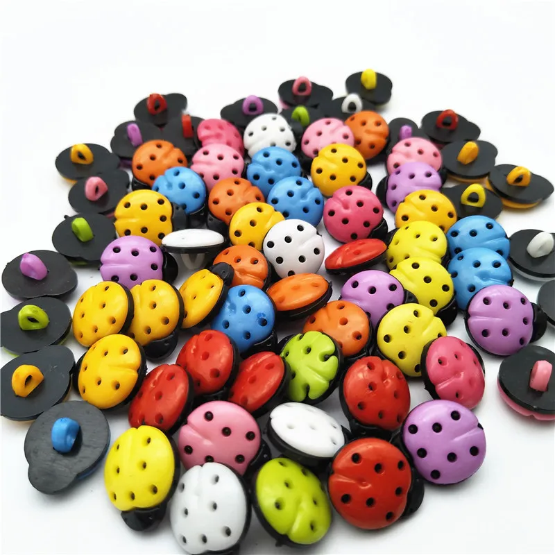 15MM Ladybug Shaped Buttons Plastic Mini Buttons Craft Decorations for Scrap Booking Clothing DIY Craft Red Green Blue