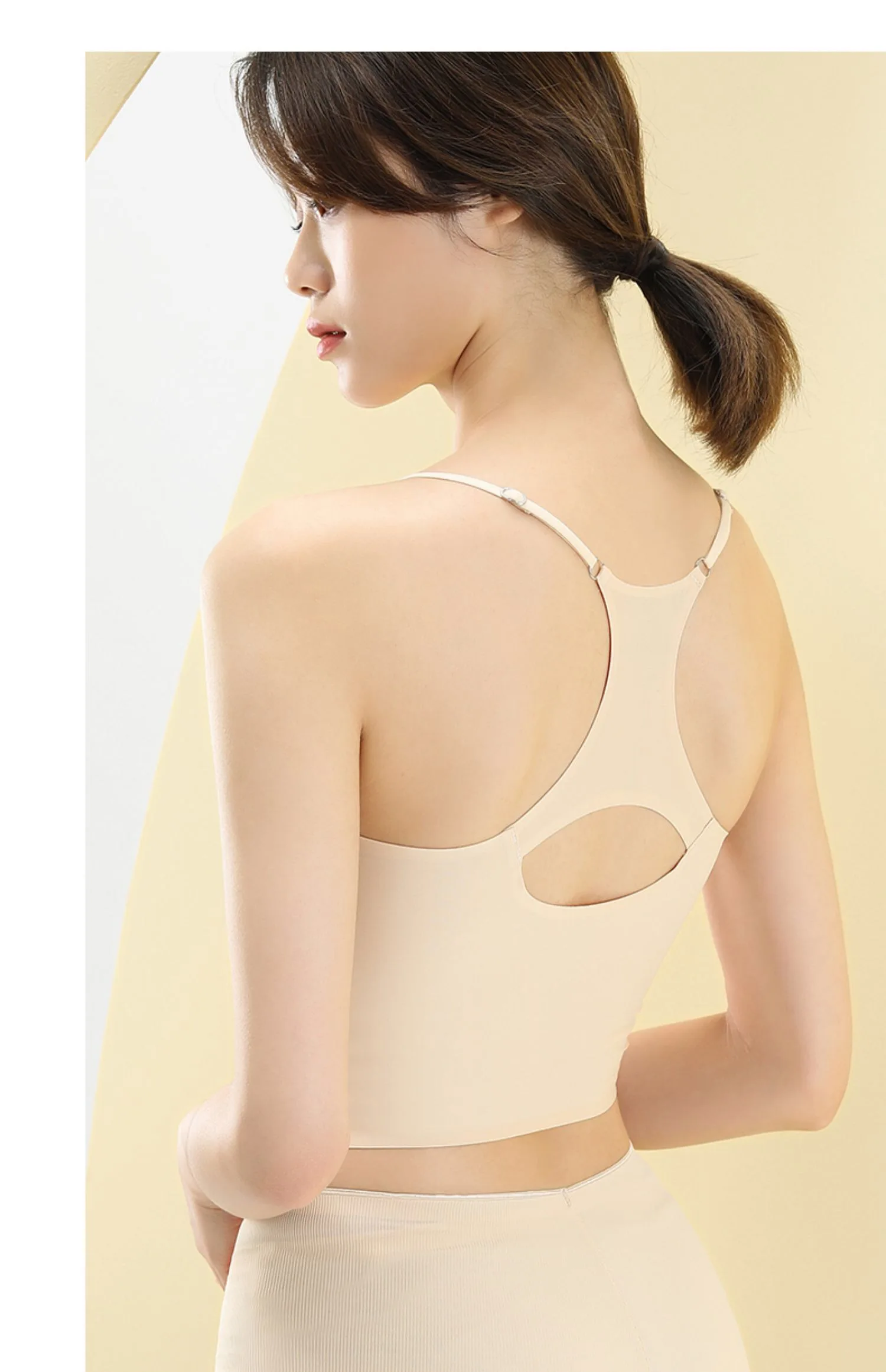 
New design Southeast Asia hot selling women underwear one piece seamless bra hollow bra tube top camisole 