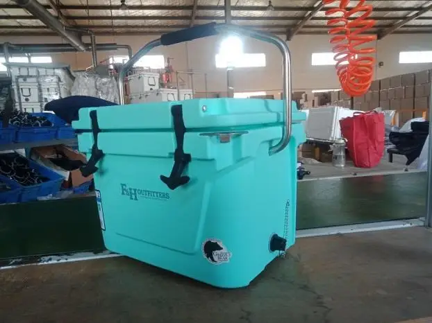 20QT Turquoise Cooler Box LLDPE Rotomolded and Ice Chest for Fishing Champing
