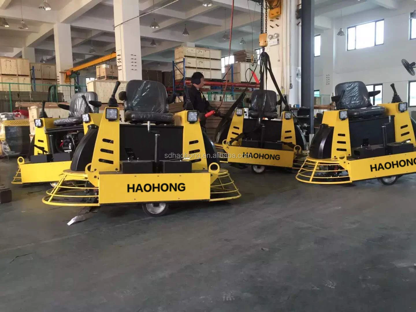 Гидравлическая машина для катания на бензине и бетоне