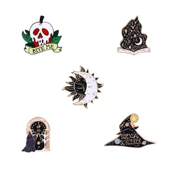 Creative design snow mountain soft enamel plating gold zinc alloy metal lapel pin badge coin with butterfly clasp