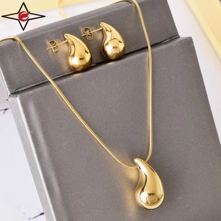 Custom Hot 3 Piece 18k Gold Tear Drop Necklace Stud Earrings And Chain Pendant Fashion Jewelry Sets