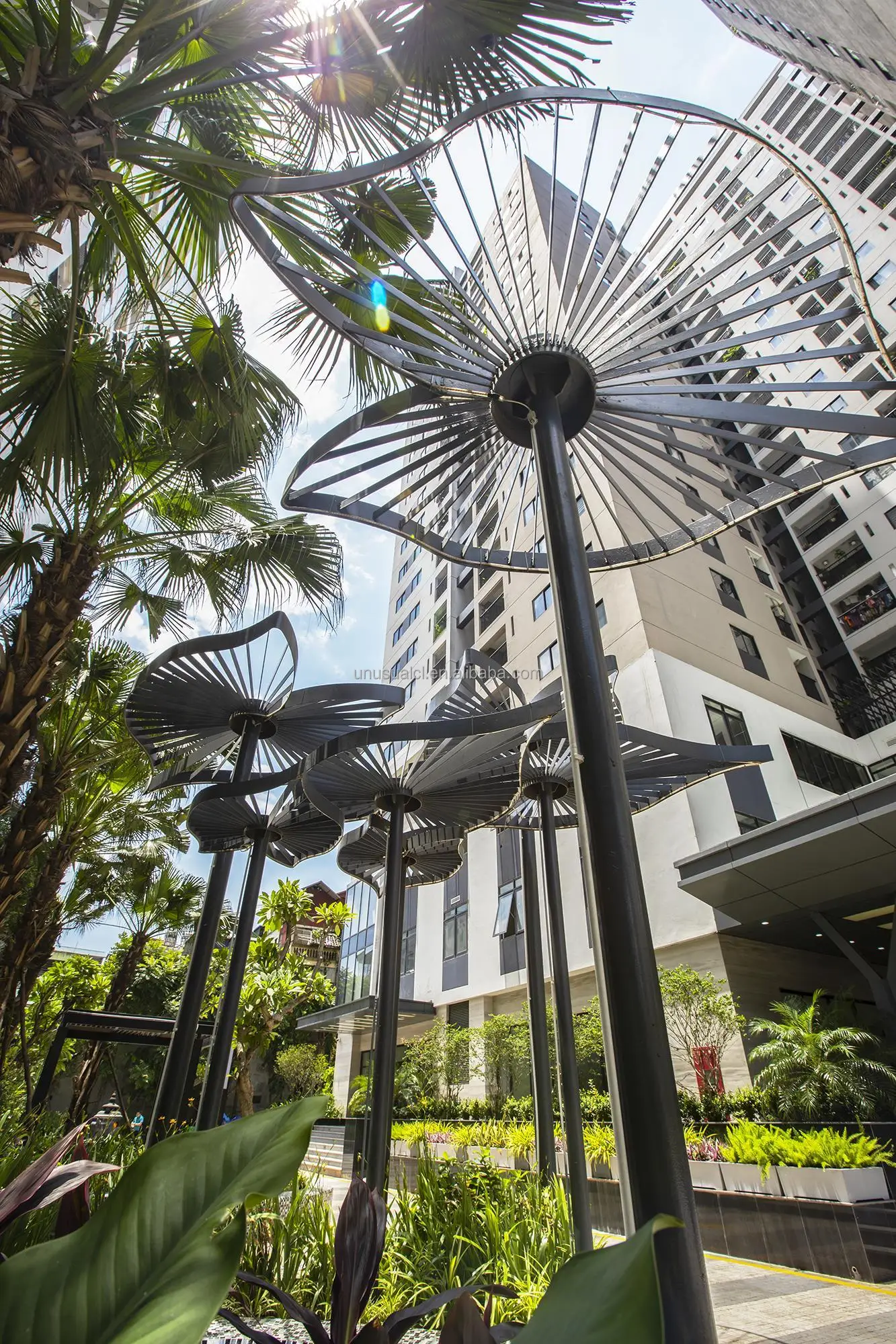 IP65 leaf sculpture solar  modern 3d plants led decoration artist new type fashion outdoor landscape lamp motif tree lighting