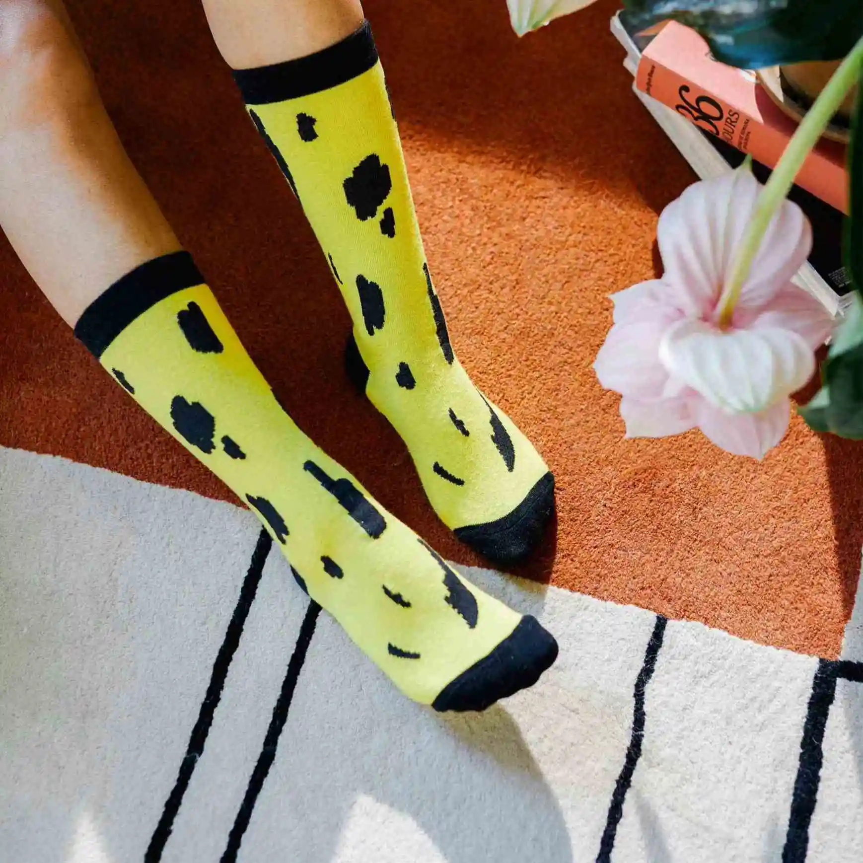 Korean style fashion street hip hop socks unisex Funny Men Socks happy skateboard banana Women socks