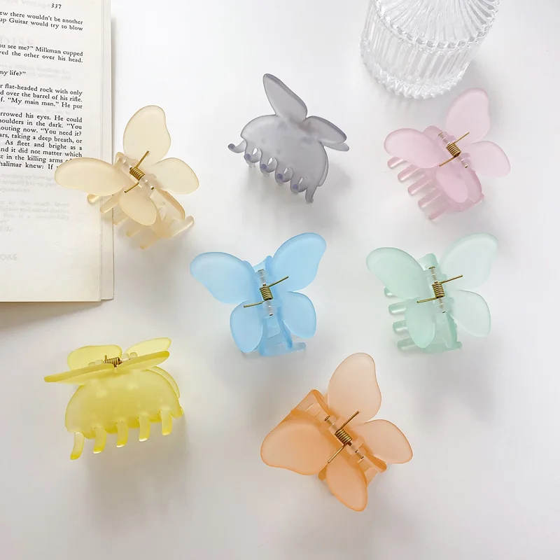 Yucat Wholesale Korean Fashion Women 6.5cm Butterfly Frosted Hair Clips Accessories Resin Hair Claw For Long Hair