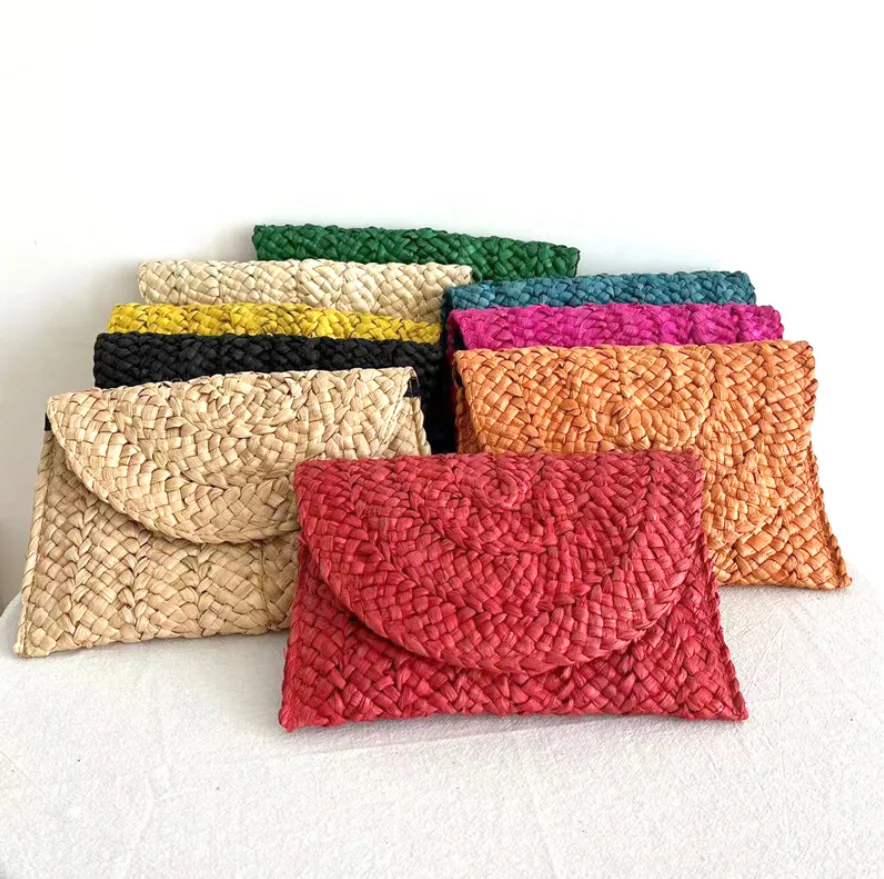 New Handmade Straw Woven Handbags Small Square Purses Summer Rattan Beach Bags Women Handmade Phone Bags Ladies Straw Clutch Bag