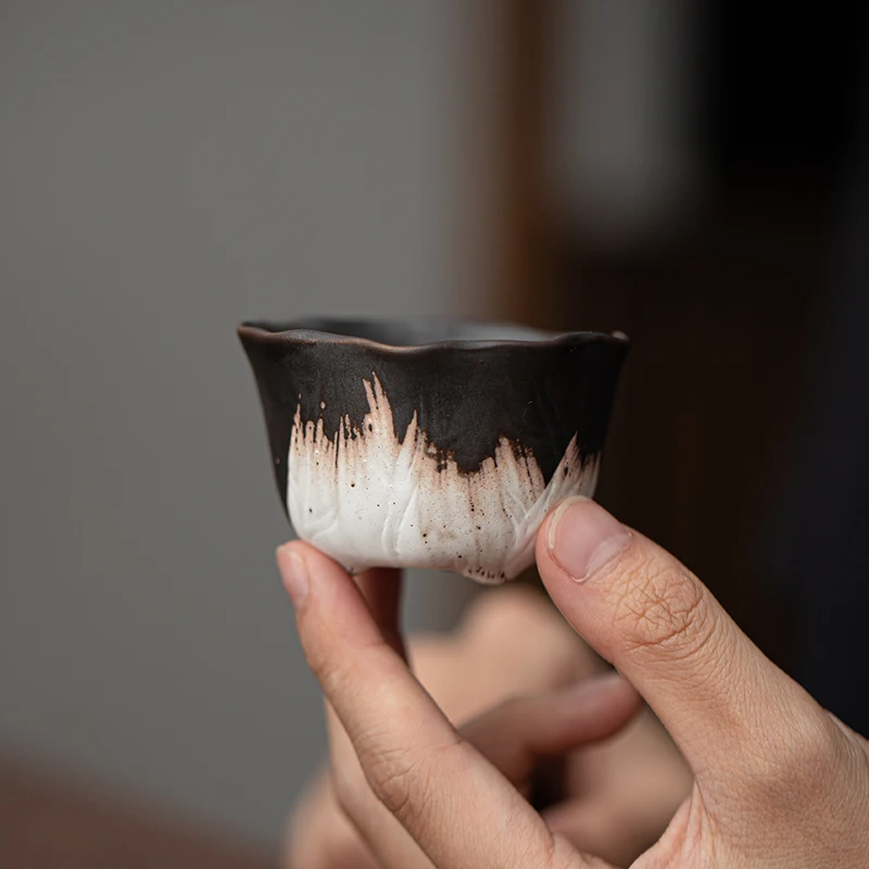 Lotus Cup Retro Kung Fu Ceramic Tea Set Single Home Host Cup & Personal Tea Cup Porcelain Chinese Style for Wine & Cafe Use