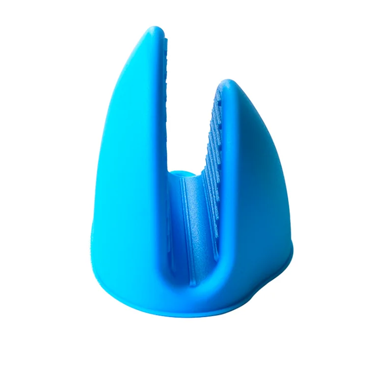 Heat-resistant silicone mitts