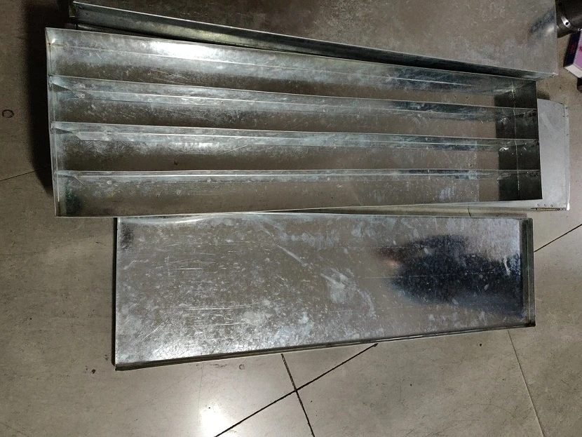 Galvanized steel core trays for durability, safety, easy handling