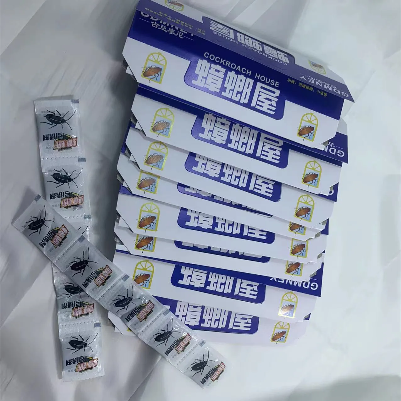 Factory Customized pesticide-free large size hot selling insect trapper Cockroach trap box cockroach trapper glue trap